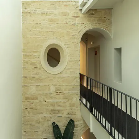 Отель Boutique Sidonia 5*