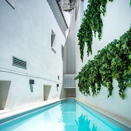 Отель Boutique Sidonia 5*